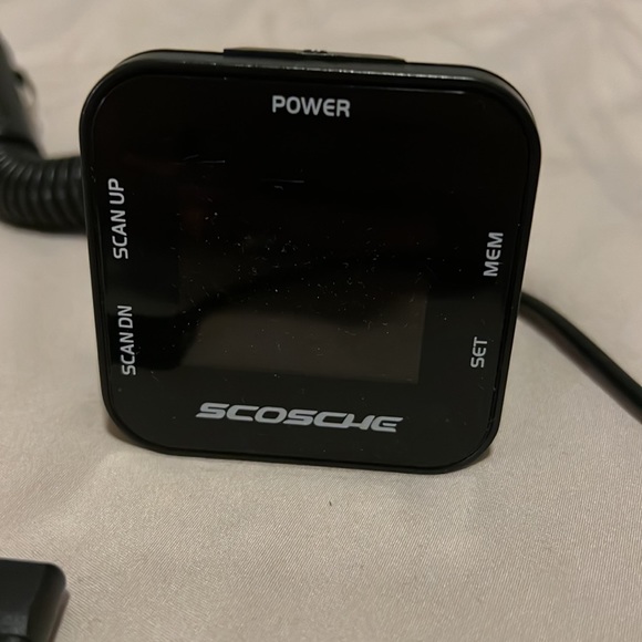 Scosche audio adapter, audio connector- car charge port. - Picture 3 of 5